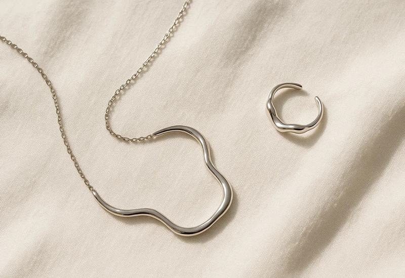 گردنبند و انگشتر نقره با طراحی ارگانیک
